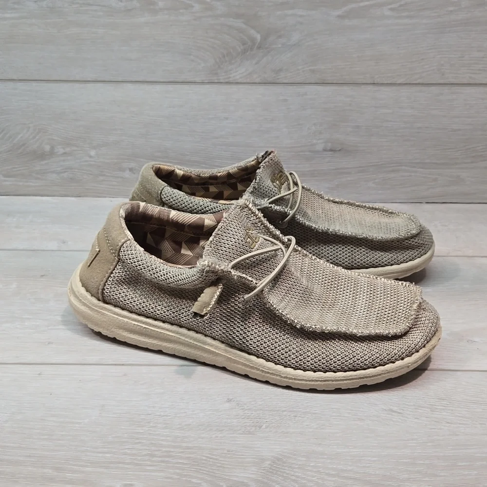 Hey Dude Mens Wally Sox Loafer Slip on flats shoes sz 8
